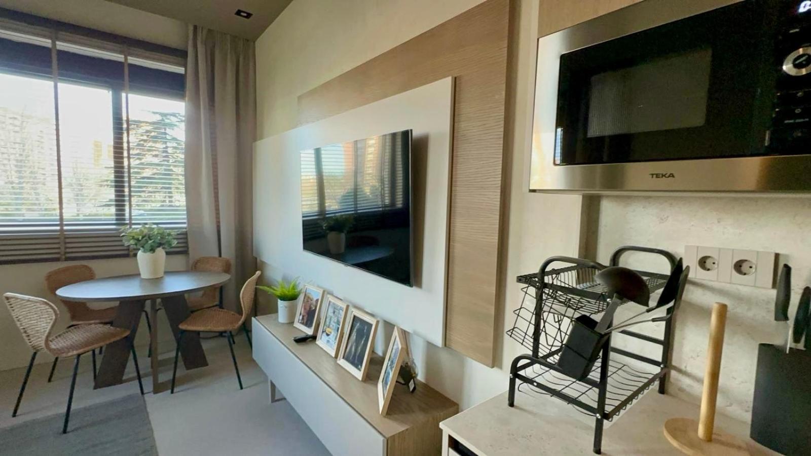 Arturo Soria Apartamento De Lujo A Estrenar Apartment Madrid Exterior photo